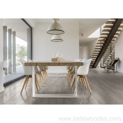 Light smoked color engineer oak wood floor